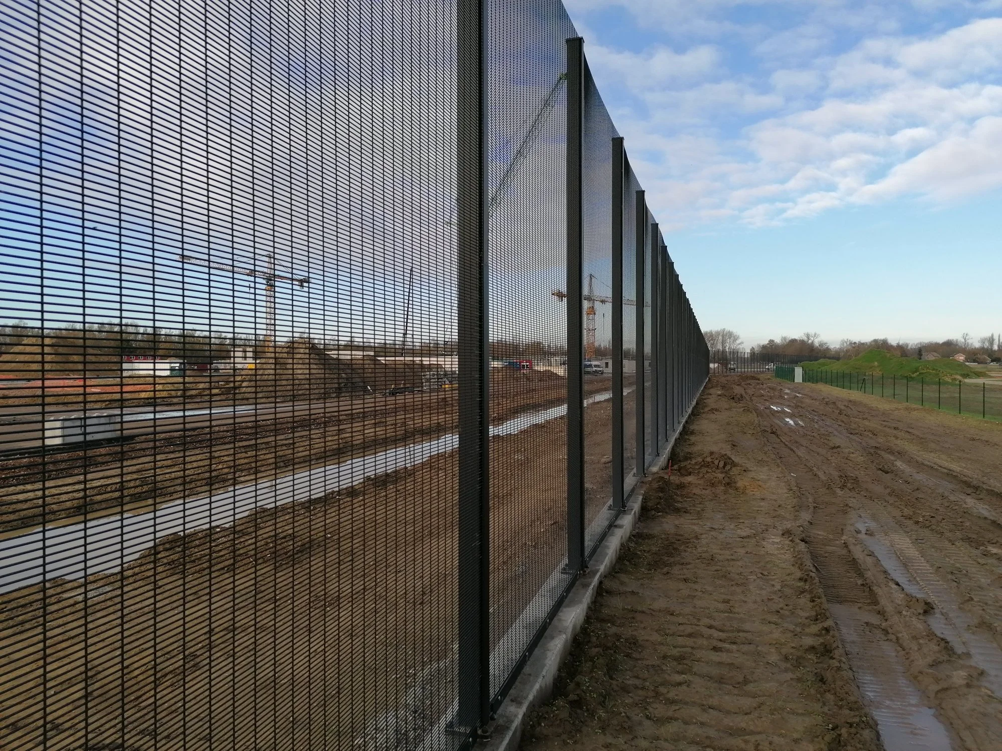 Security wire fence panels - Alfafence United States